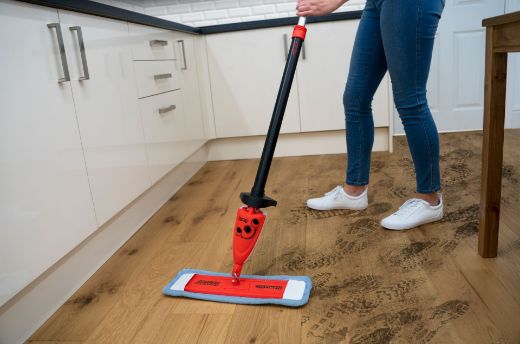 Mopa spray henry para pisos duros