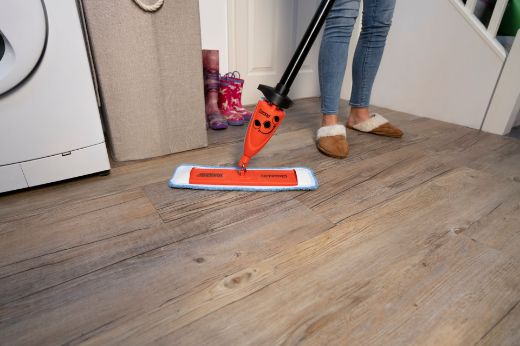 Mopa spray henry para pisos duros